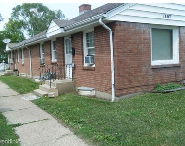 1007 Garfield Ave, Rockford Il 4 - Photo Thumbnail 1