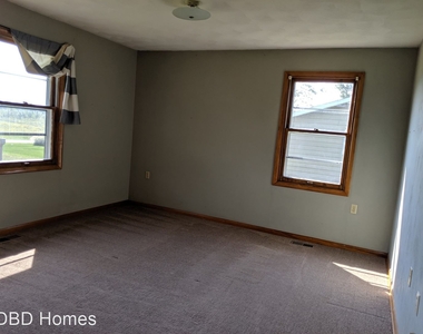 3429 Kroemer Rd - Photo Thumbnail 8