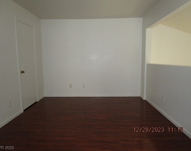 9592 Belle Esprit Street - Photo Thumbnail 13