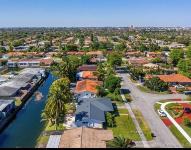 2100 Sw 100th Ave - Photo Thumbnail 4