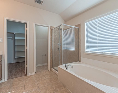 11425 Caladium Lane - Photo Thumbnail 24