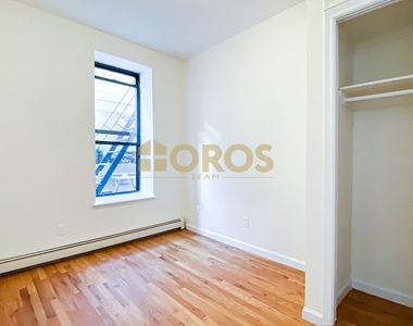 283 East 7th Street - Photo Thumbnail 6