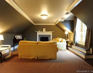 10 Sunny Ridge Road - Photo Thumbnail 9