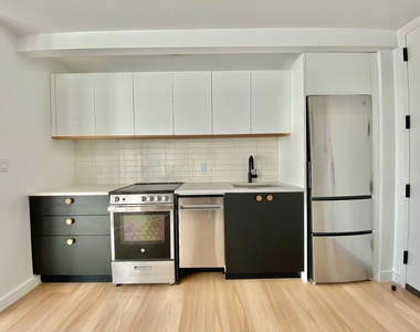 654 Madison Street - Photo Thumbnail 10