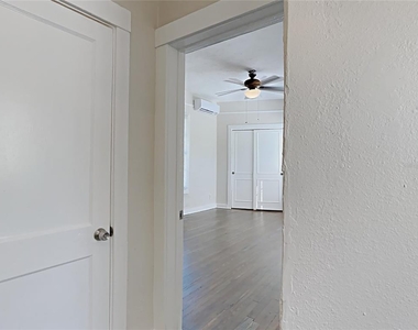 2305 W Texas Avenue - Photo Thumbnail 16