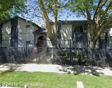 14745 Blythe St - Photo Thumbnail 6