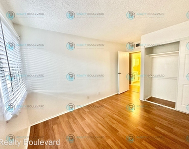 2955 Lakeside Dr #216 - Photo Thumbnail 42