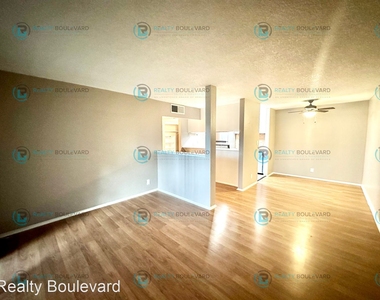 2955 Lakeside Dr #216 - Photo Thumbnail 10