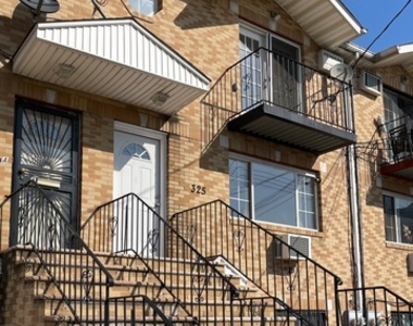 319 Winthrop Street - Photo Thumbnail 9
