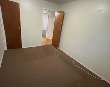 2818 Brookhaven - Photo Thumbnail 5