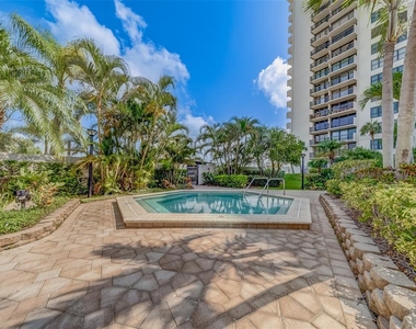 400 Island Way - Photo Thumbnail 46