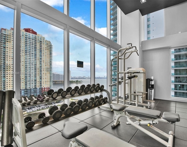 1300 Brickell Bay Dr - Photo Thumbnail 19