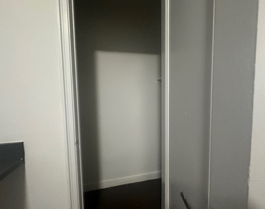140 East 46th Street - Photo Thumbnail 6