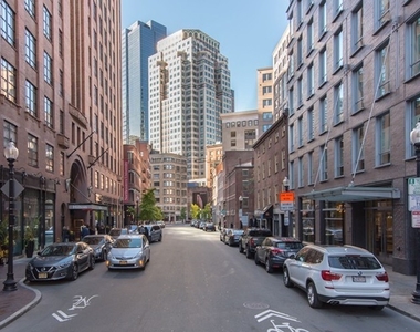 80 Broad St Valet Parking Space - Photo Thumbnail 4