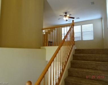 3940 Bella Palermo Way - Photo Thumbnail 2