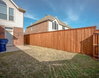 11545 Chaucer Drive - Photo Thumbnail 12