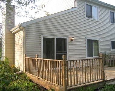 437 Ferndale Court - Photo Thumbnail 1