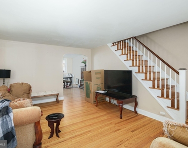 835 Gainsboro Road - Photo Thumbnail 7