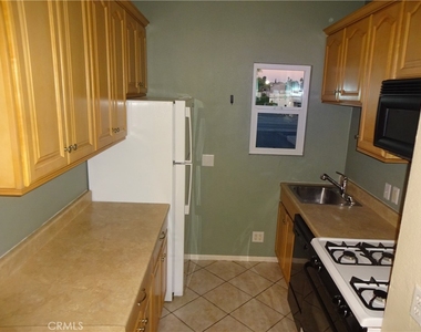 1220 Belmont Avenue - Photo Thumbnail 13