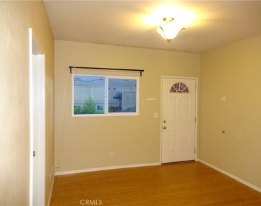 1220 Belmont Avenue - Photo Thumbnail 5