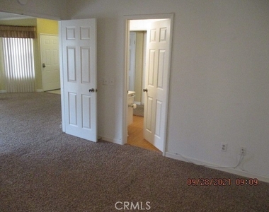 27635 Calle Ladera - Photo Thumbnail 19