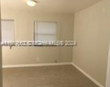 5853 Mckinley St - Photo Thumbnail 13