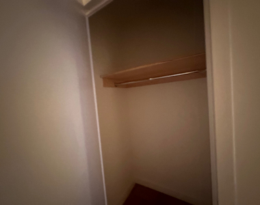 333 East 49th Street - Photo Thumbnail 4