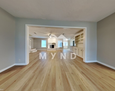 7107 Winding Walk Dr - Photo Thumbnail 2