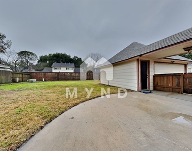 7107 Winding Walk Dr - Photo Thumbnail 18