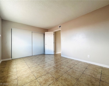 2920 Siki Court - Photo Thumbnail 19