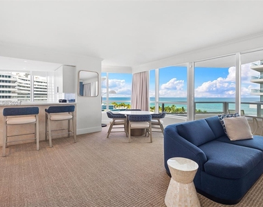 4401 Collins Ave - Photo Thumbnail 0