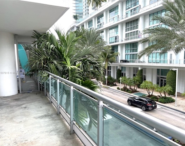 350 S Miami Ave - Photo Thumbnail 6