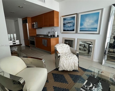 495 Brickell Ave - Photo Thumbnail 21