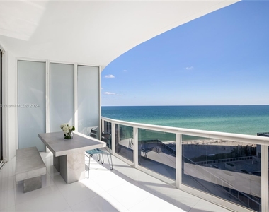 15901 Collins Ave - Photo Thumbnail 11