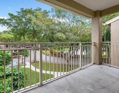 1760 Palm Cove Boulevard - Photo Thumbnail 20