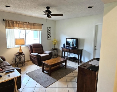 14648 Bonaire Drive - Photo Thumbnail 3