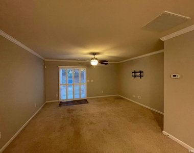 2921 Berkeley Springs Place - Photo Thumbnail 12