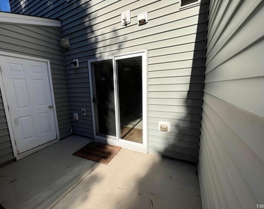 2921 Berkeley Springs Place - Photo Thumbnail 25