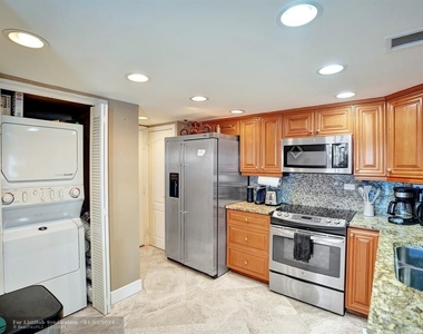 3430 Galt Ocean Dr - Photo Thumbnail 29