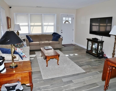 1501 Ocean Ave - Photo Thumbnail 11