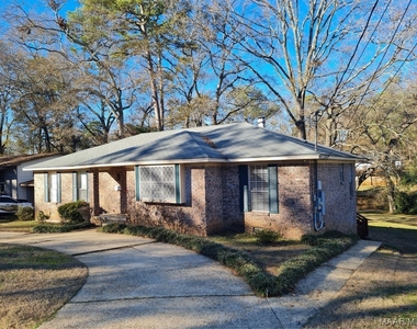 421 N Moye Drive - Photo Thumbnail 1