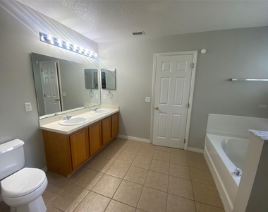 305 Willow View Drive - Photo Thumbnail 32