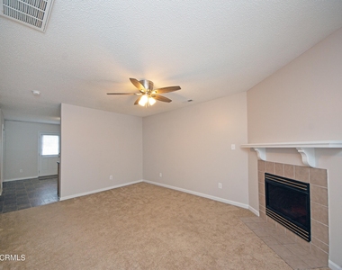 1105 Pueblo Drive - Photo Thumbnail 6