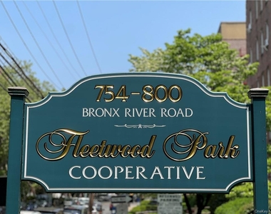 800 Bronx River Road - Photo Thumbnail 0