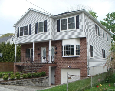 78 Sterling Avenue - Photo Thumbnail 1