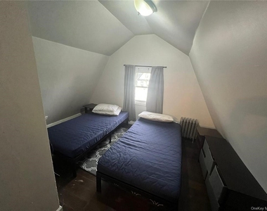 10465 127th Street - Photo Thumbnail 4