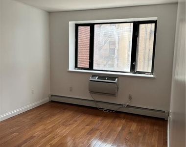 456 W 167th Street - Photo Thumbnail 4