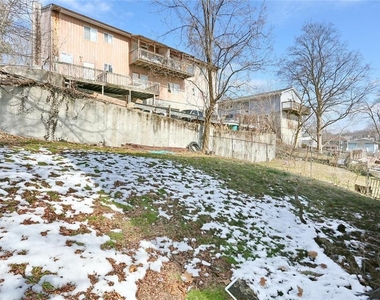 135 Beech Street - Photo Thumbnail 25