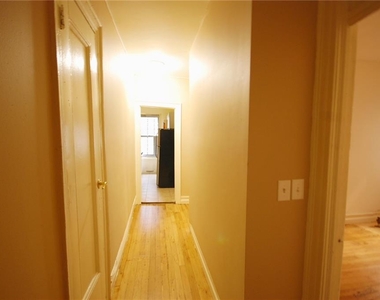 510 W 123 Street - Photo Thumbnail 3