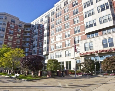 300 Mamaroneck Avenue - Photo Thumbnail 0